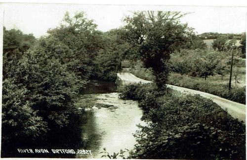 Photo Gallery Image - River Avon at Diptford