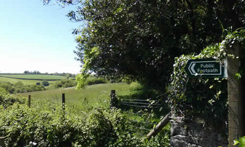 Public Footpath by Diptford Village Hall